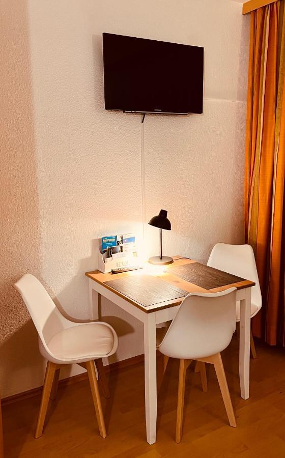 Apartament Studio Loisachtal Garmisch-Partenkirchen Zewnętrze zdjęcie